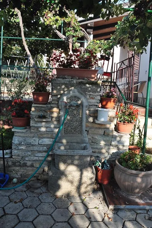 Franko Apartmani Zambratija