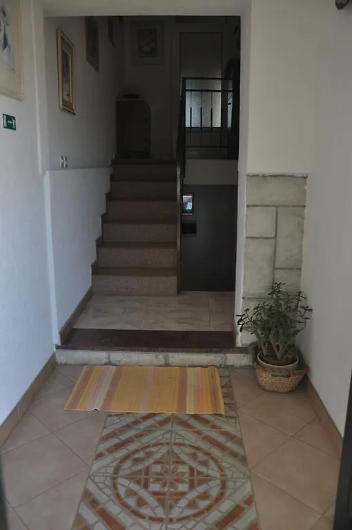 Franko Apartmani Zambratija  Διαμέρισμα